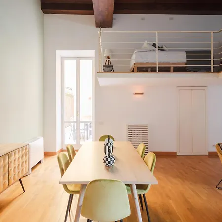 Lägenhet Elegant With Patio At Piazza Navona *