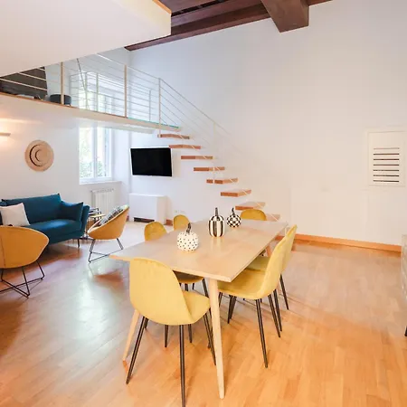 Lägenhet Elegant With Patio At Piazza Navona *