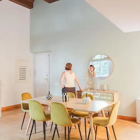 Elegant With Patio At Piazza Navona