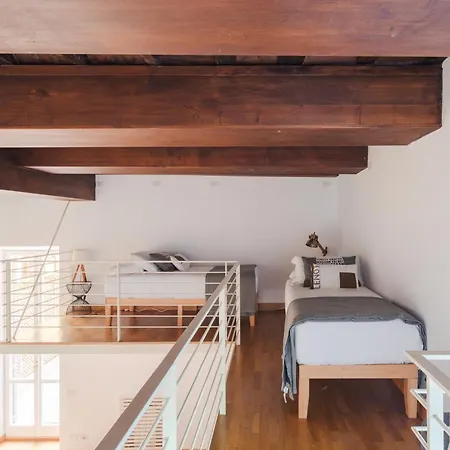 Elegant With Patio At Piazza Navona Lägenhet