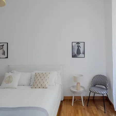 Lägenhet Elegant With Patio At Piazza Navona